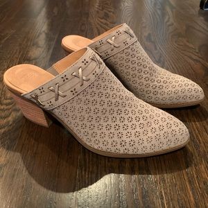 Frye Jacy Perf Mule, size 7.5